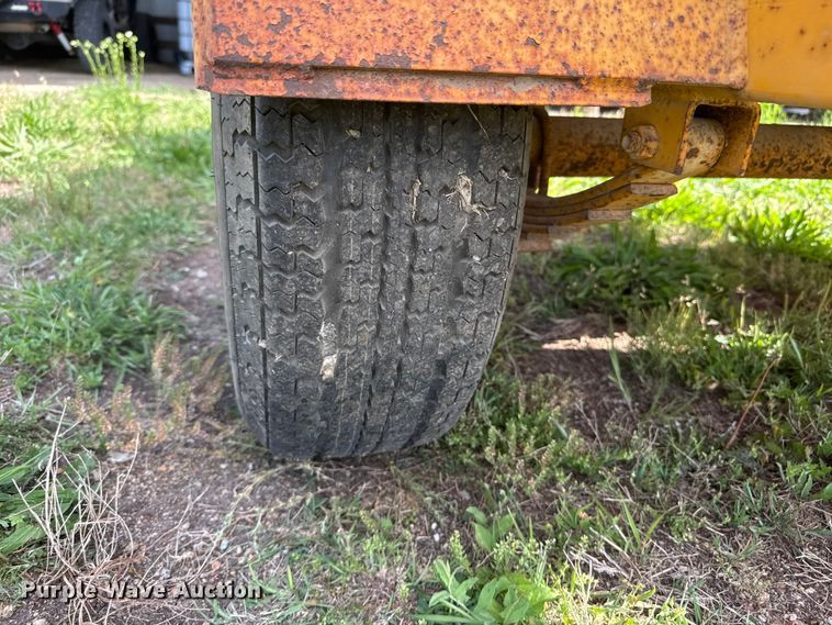image for item MX9107 1999 Bandit 200+ wood chipper