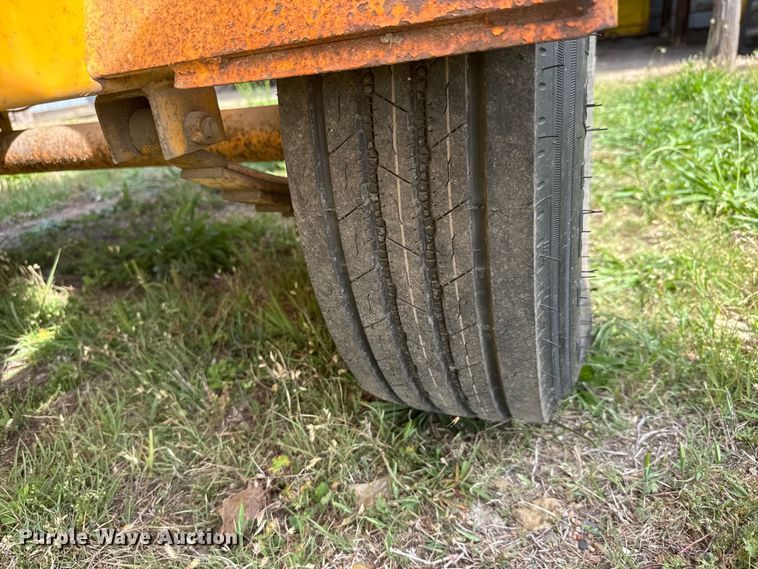 image for item MX9107 1999 Bandit 200+ wood chipper