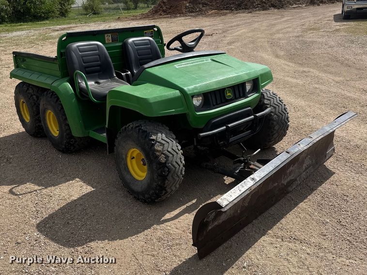 image for item MX9108 2007 John Deere Gator utility vehicle