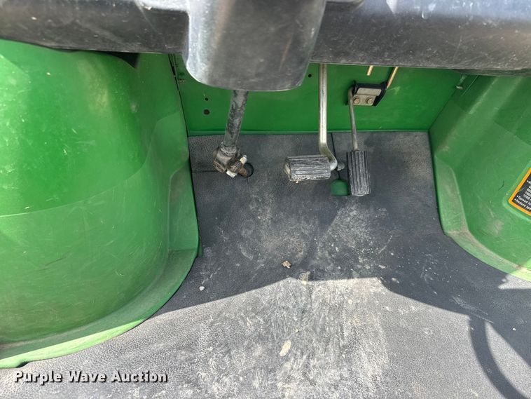 image for item MX9108 2007 John Deere Gator utility vehicle