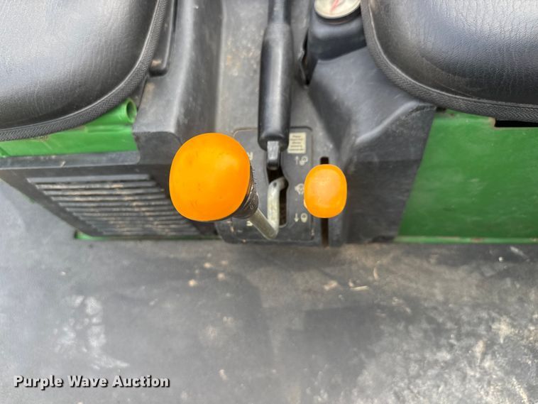 image for item MX9108 2007 John Deere Gator utility vehicle