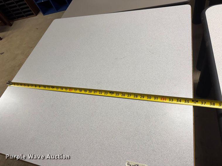 image for item MX9164 (4) tables