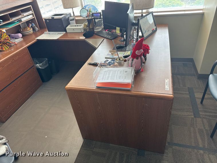 image for item MX9168 Desk