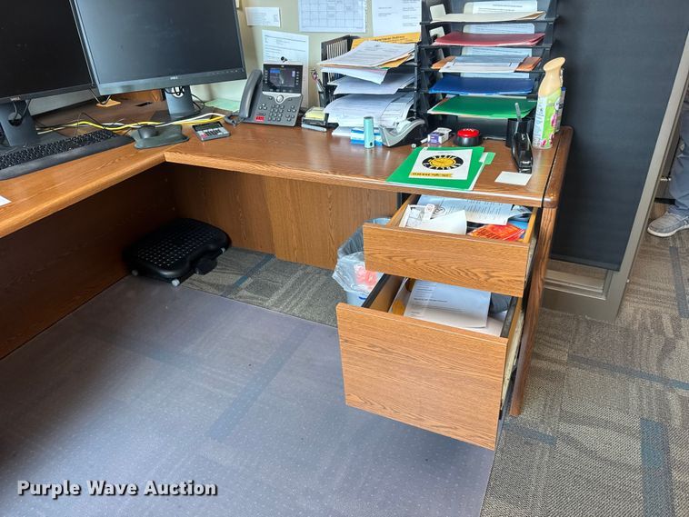 image for item MX9169 Desk