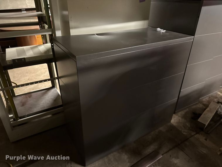image for item MX9170 (7) metal cabinets