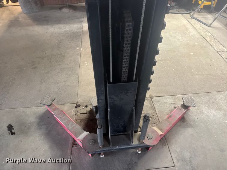 image for item MX9179 Autolifters two post automotive lift