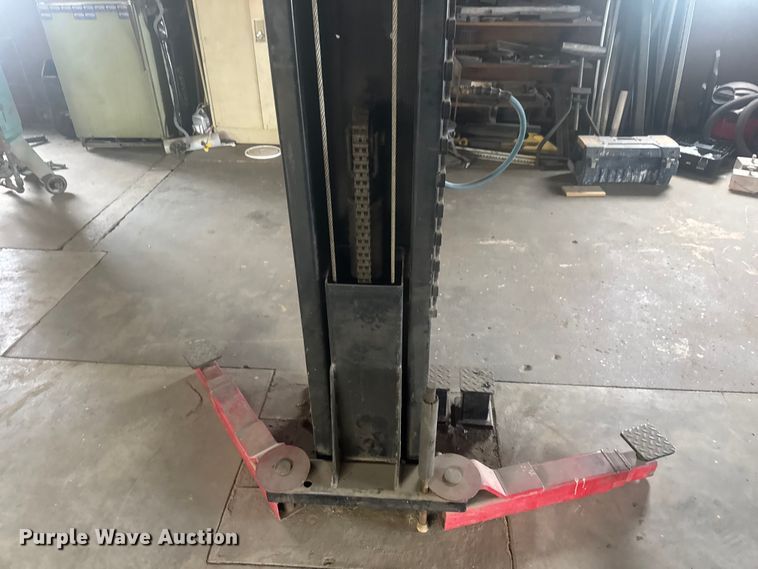 image for item MX9179 Autolifters two post automotive lift