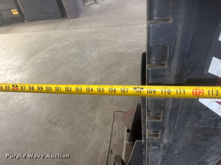image for item MX9179 Autolifters two post automotive lift