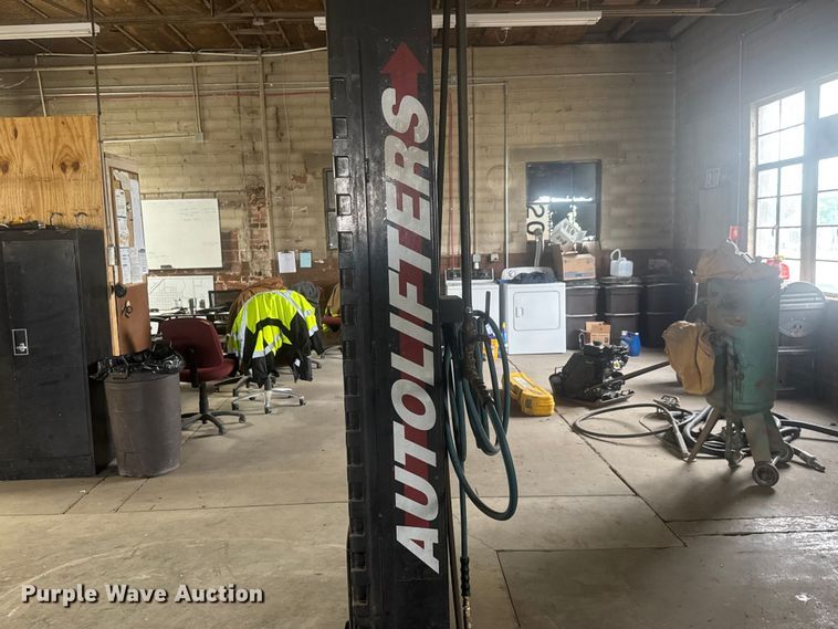 image for item MX9179 Autolifters two post automotive lift