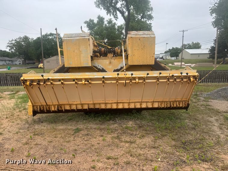 image for item MX9181 Flaherty Spread Master Power Spreader chip spreader