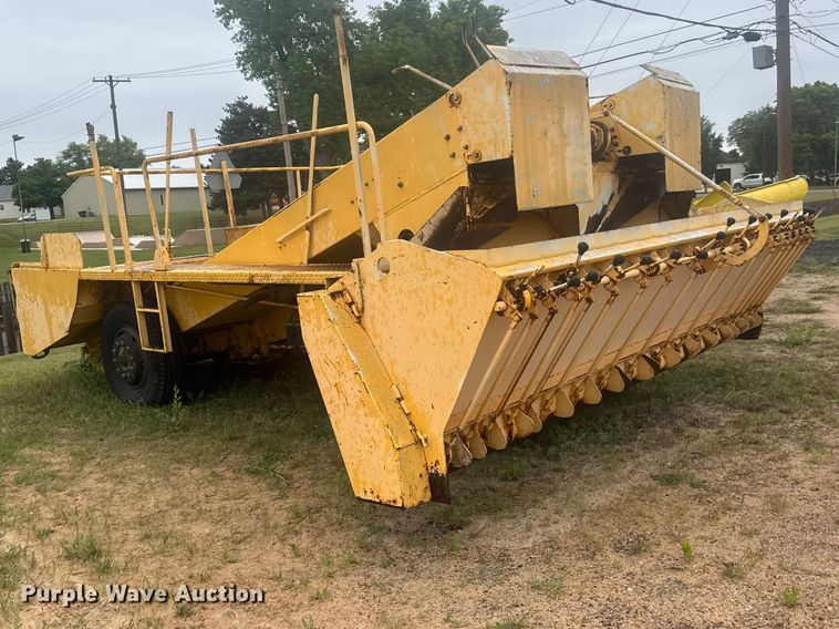 image for item MX9181 Flaherty Spread Master Power Spreader chip spreader