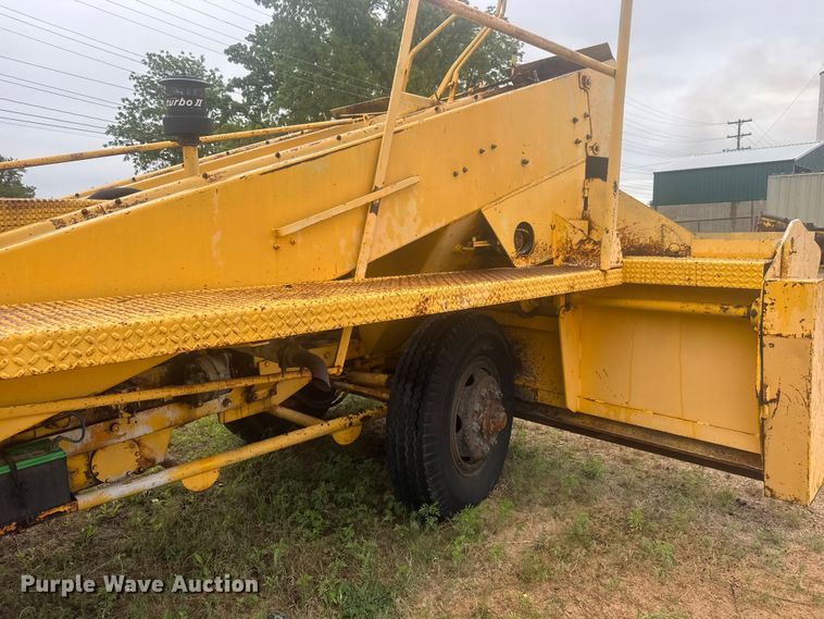 image for item MX9181 Flaherty Spread Master Power Spreader chip spreader