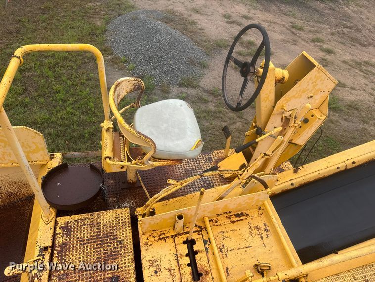 image for item MX9181 Flaherty Spread Master Power Spreader chip spreader