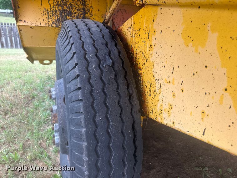 image for item MX9181 Flaherty Spread Master Power Spreader chip spreader