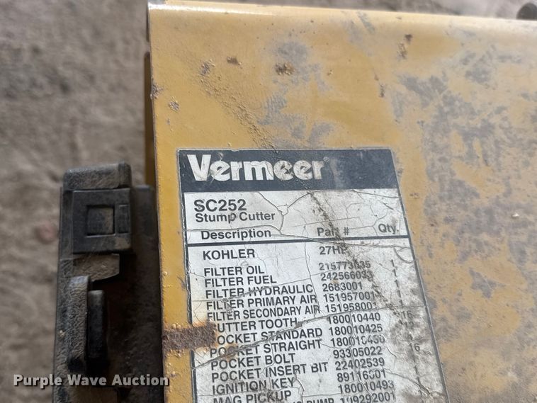 image for item MX9183 2009 Vermeer SC252 stump grinder