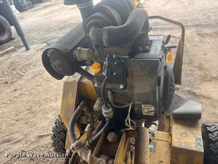 image for item MX9183 2009 Vermeer SC252 stump grinder
