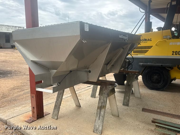 image for item MX9184 Salt Dogg 1470601SSE spreader