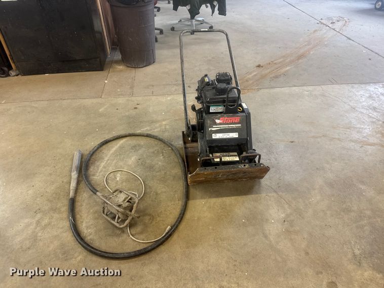 image for item MX9185 Stone S28 plate compactor