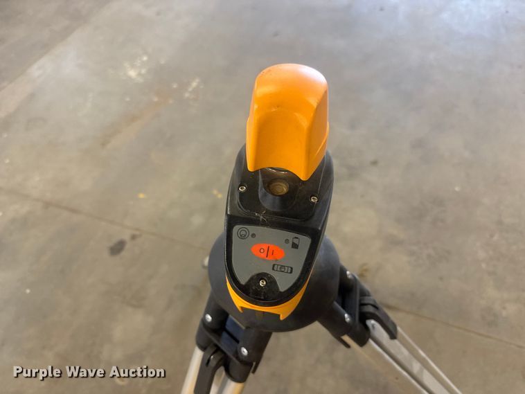 image for item MX9186 Spectra 1000 laser level