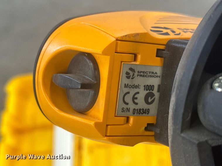 image for item MX9186 Spectra 1000 laser level
