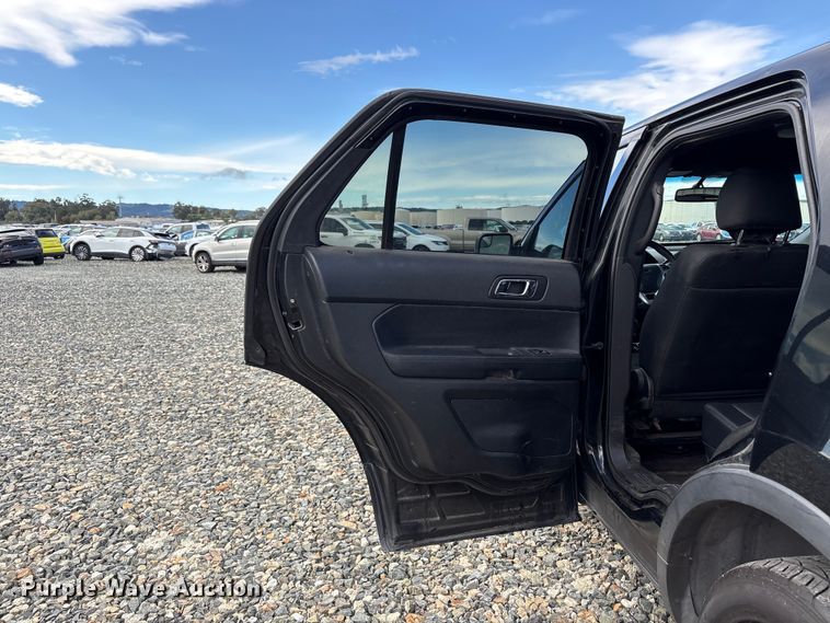 image for item YA2480 2015 Ford Explorer Police Interceptor SUV