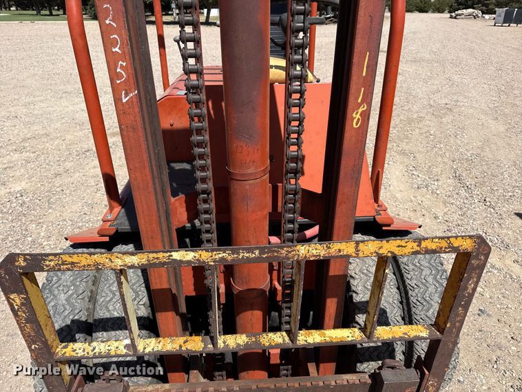 image for item DH1984 Datsun forklift