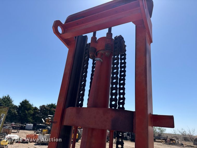 image for item DH1984 Datsun forklift