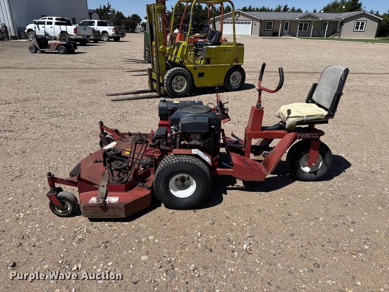 image for item DH1986 Ferris lawn mower