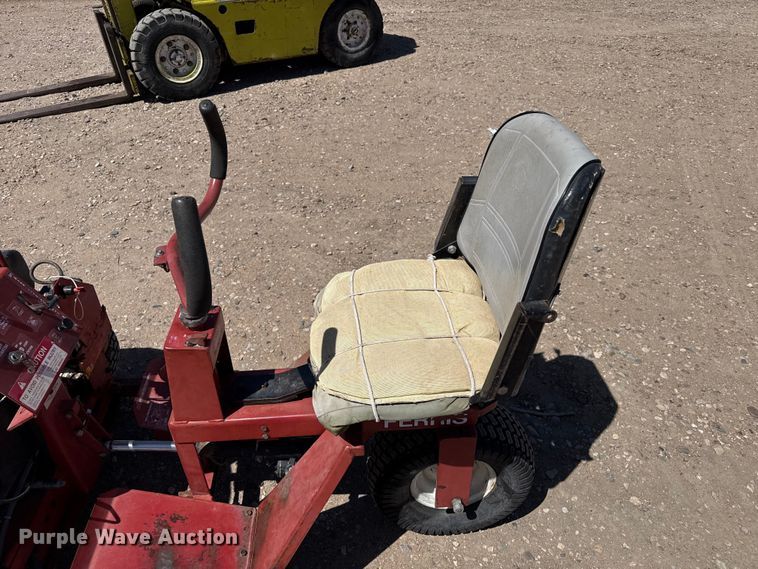 image for item DH1986 Ferris lawn mower