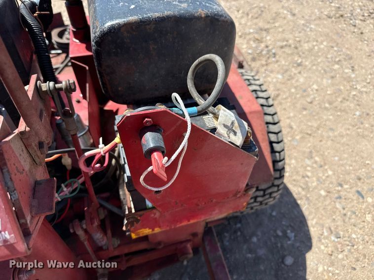 image for item DH1986 Ferris lawn mower