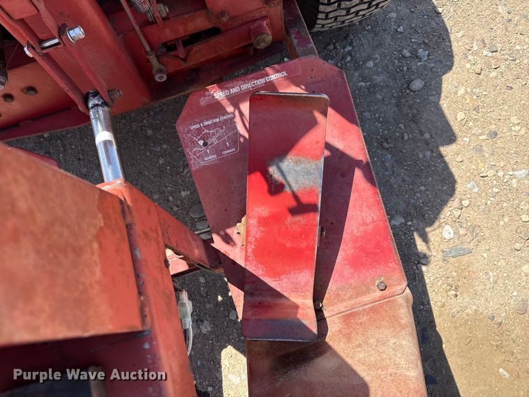 image for item DH1986 Ferris lawn mower