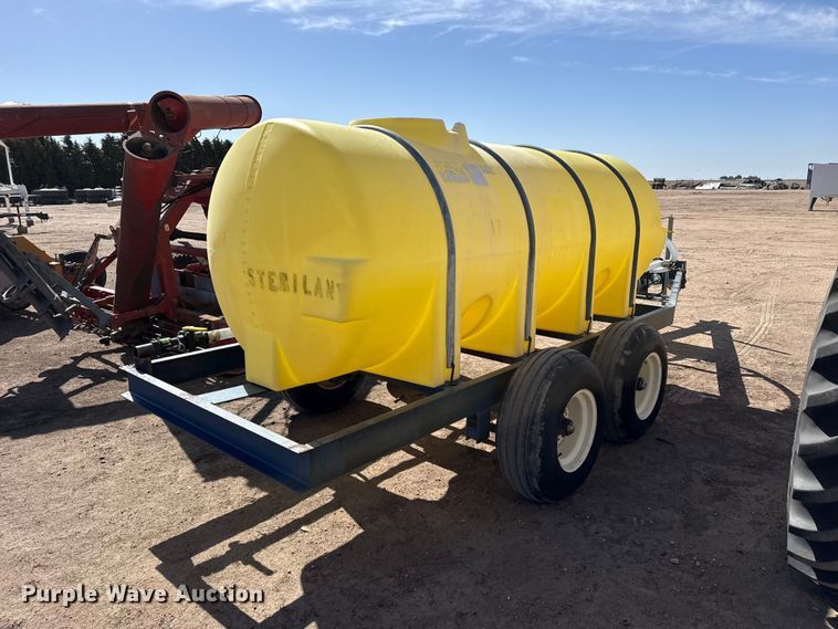 image for item DH1988 Nurse tank trailer