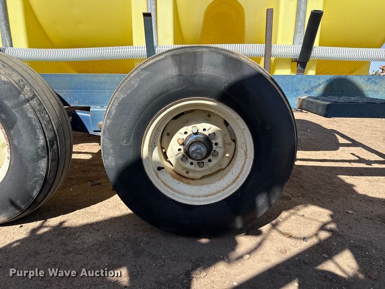 image for item DH1988 Nurse tank trailer