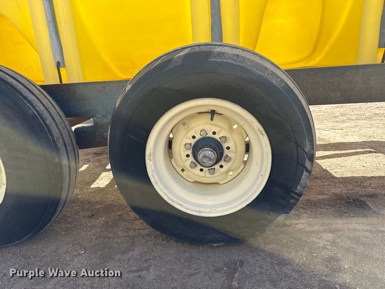 image for item DH1988 Nurse tank trailer