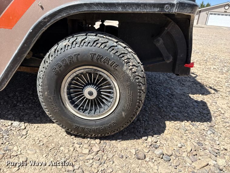 image for item DH1989 EZ-GO golf cart