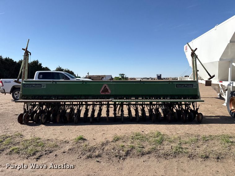image for item DH1991 Great Plains Solid Stand 20 grain drill