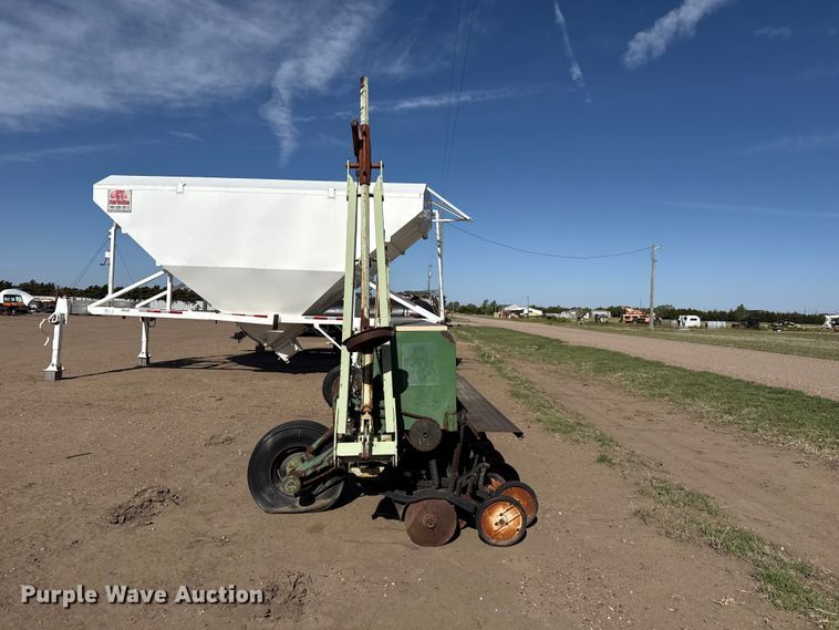 image for item DH1991 Great Plains Solid Stand 20 grain drill