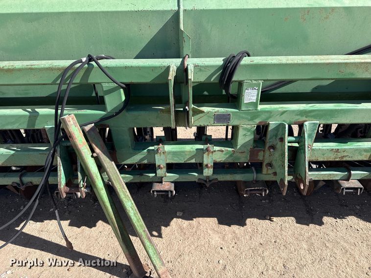 image for item DH1991 Great Plains Solid Stand 20 grain drill