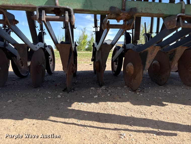 image for item DH1991 Great Plains Solid Stand 20 grain drill
