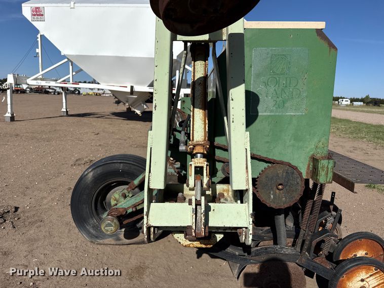 image for item DH1991 Great Plains Solid Stand 20 grain drill