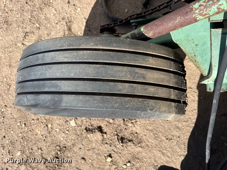 image for item DH1991 Great Plains Solid Stand 20 grain drill