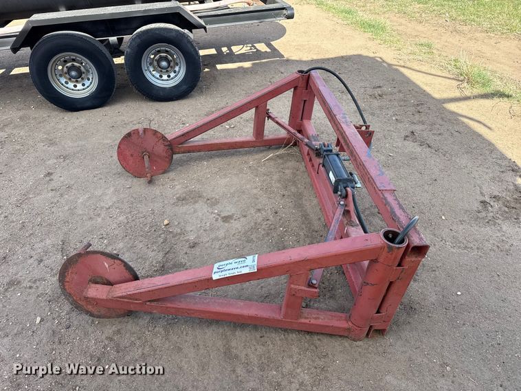 image for item DH1992 Three point hydraulic bale arms