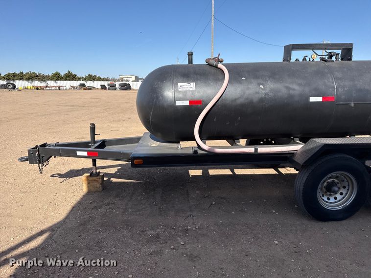 image for item DH1993 Fuel trailer