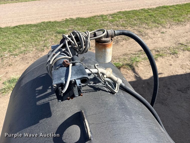image for item DH1993 Fuel trailer