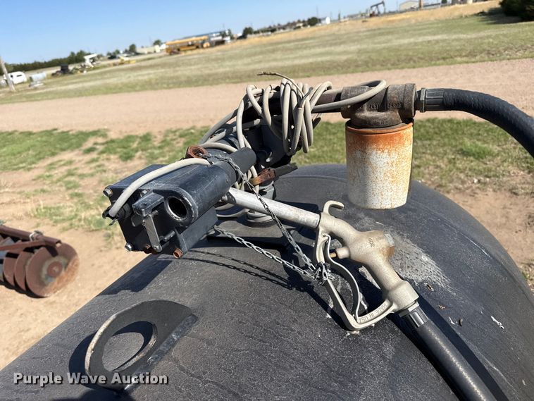image for item DH1993 Fuel trailer