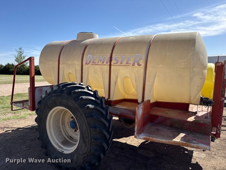 image for item DH1997 Nurse tank trailer