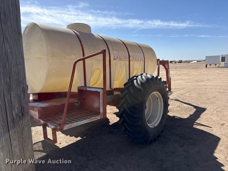 image for item DH1997 Nurse tank trailer