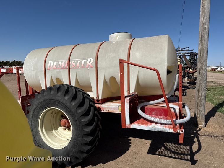 image for item DH1997 Nurse tank trailer