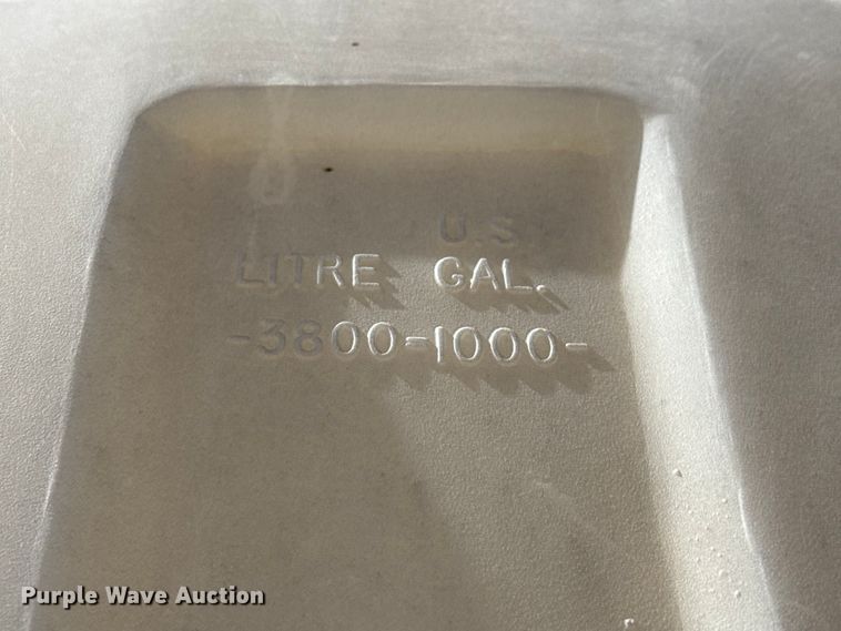 image for item DH1997 Nurse tank trailer