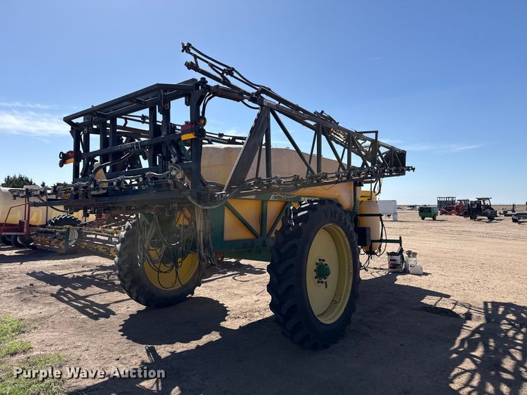 image for item DH1999 Redball 680 sprayer